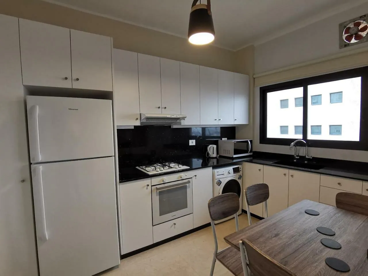 West House Apartments-Mar Mikhael Bejrút 0*,  Libanon
